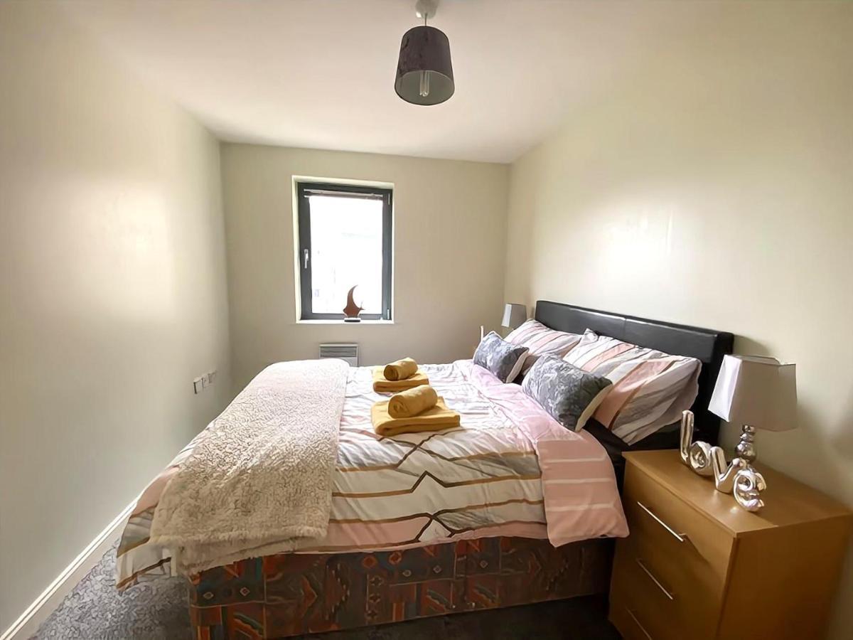 Lovely 2-Bedrooms Apartment Step To The Beach Swansea Eksteriør bilde