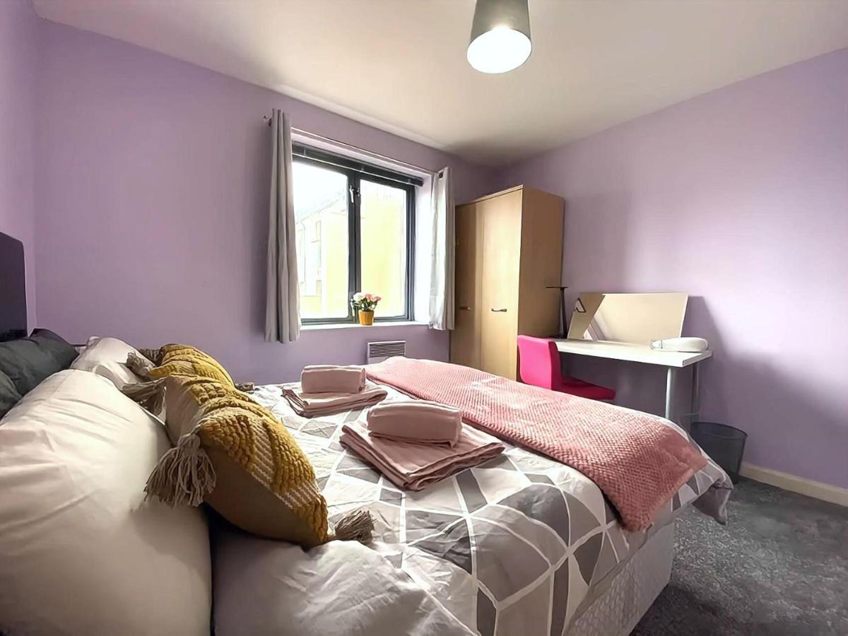 Lovely 2-Bedrooms Apartment Step To The Beach Swansea Eksteriør bilde
